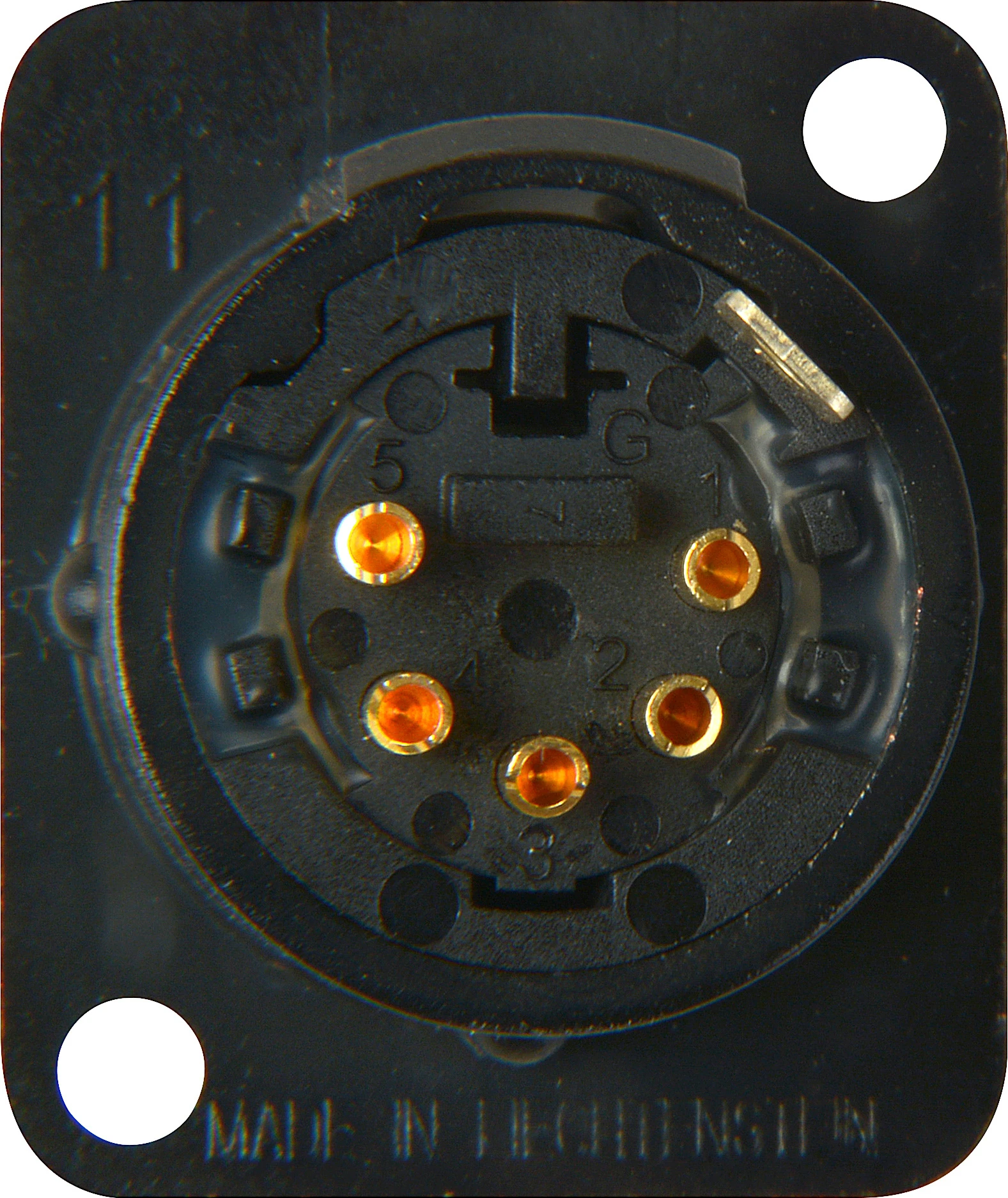 Neutrik NC5MD-L-B-1 5-Pin XLR Male Panel/Chassis Mount Connector - Black/Gold 5 Neutrik NC5MD-L-B-1 5-Pin XLR Male Panel/Chassis Mount Connector - Black/Gold - Image 3